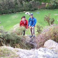 En la cima de una ruta multilargos en Suesca